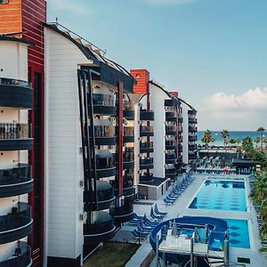 Grand Uysal Beach Hotel